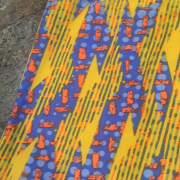 TC NWOT LuLaRoe Leggings AA31 4533 - Picture 2 of 3